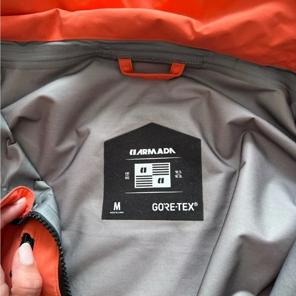 Armada Women’s Gortex Orange/ Coral and Black Hooded Jacket Sz M - Picture 3 of 3